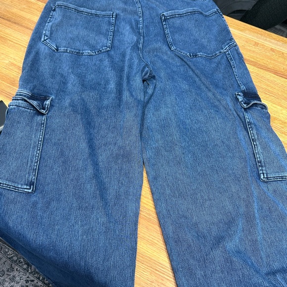HALARA Women’s Denim Cargo Pants
XL Tall - Picture 10 of 10